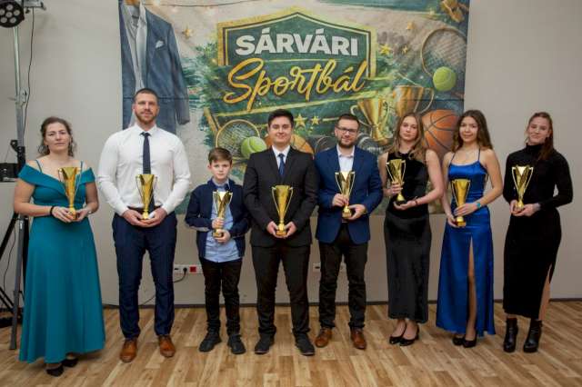 Díjazták Sárvár kiváló sportolóit