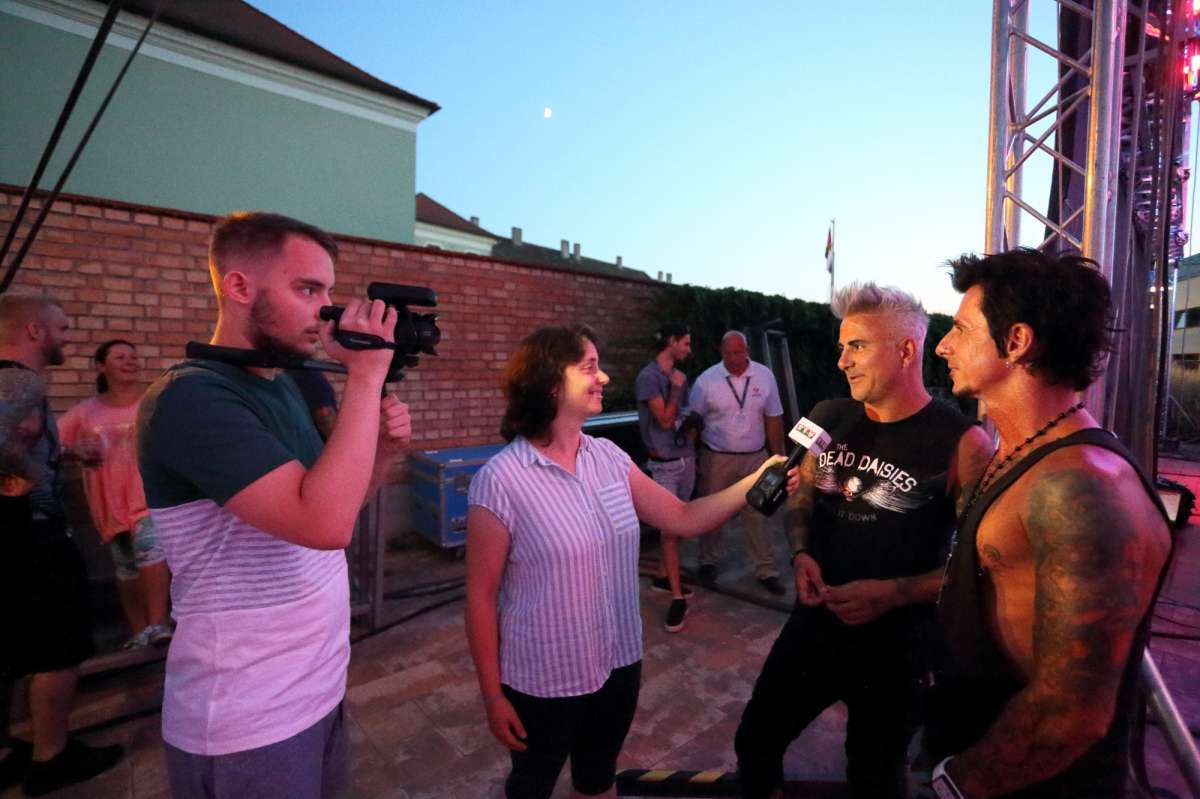 Sárvári TelevÃzió